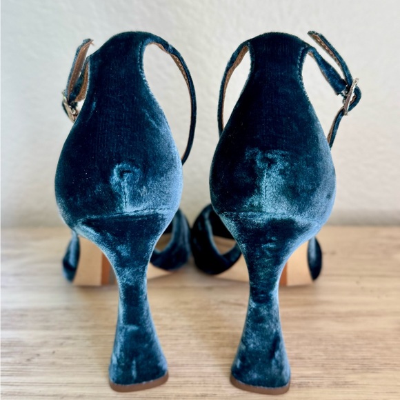 Sam Edelman Velvet Ankle Strap Heels - Dark Blue . Size 9 - Picture 6 of 8